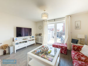 Sitting Room- click for photo gallery